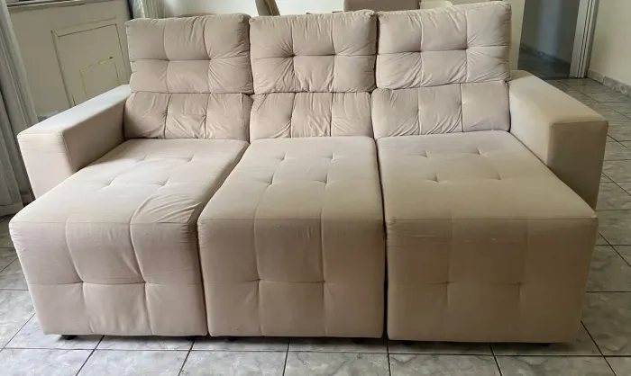 Sofá retrátil reclinável 