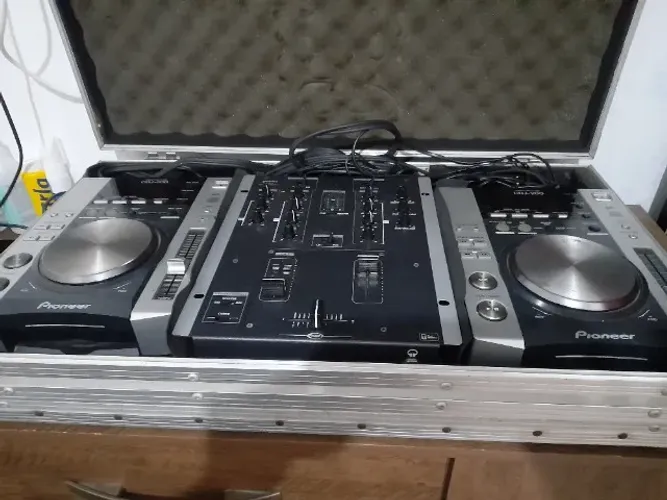 Mesa de DJ 