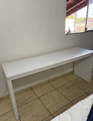 Mesa Gamer/Home Office 1,80m Branca com Passagem de LED e Cabos