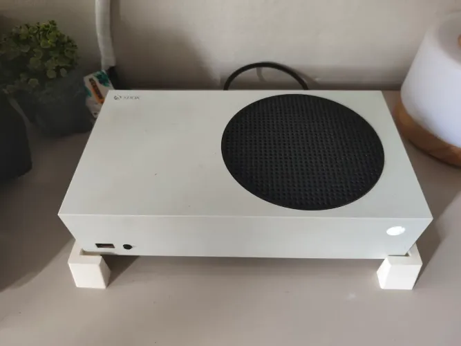 Xbox Series S 512GB na Caixa + 2 Controles + Base Cooler (Aceito Trocas)