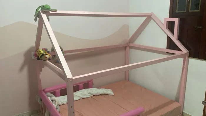 Cama montessoriana casal