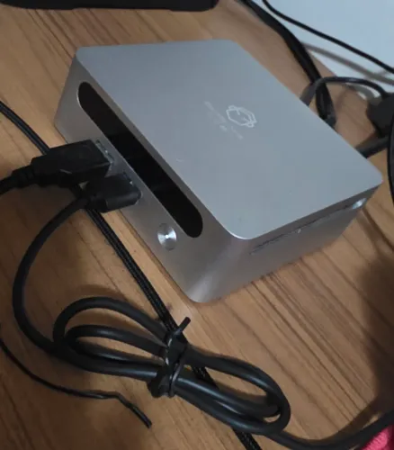 MiniPC GenMachine Ryzen Amd Ryzen 7 5700U