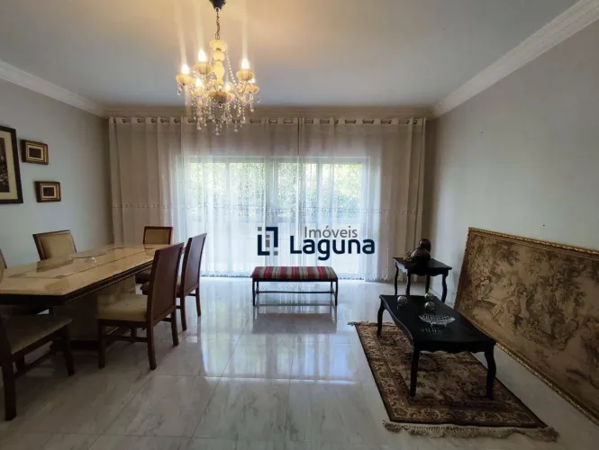 Apartamento com 3 dormitórios, sendo 1 suíte à venda, 140 m² por R$ 1.200.000,00 - Centro