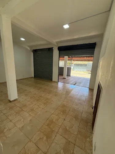 Loja Comercial EQ 217/317 Santa Maria Norte