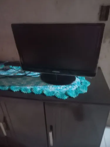 Monitor 24 polegadas e TV samsung