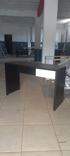 Mesa escrivaninha 120×45 altura 75 *