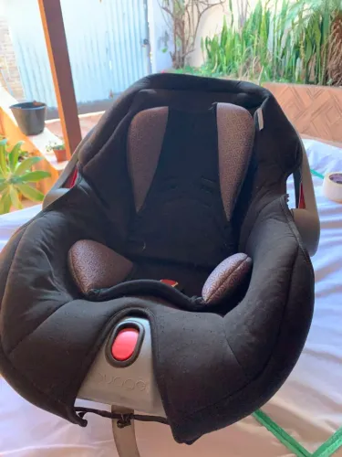 Bebê Conforto Voyage - Seminovo