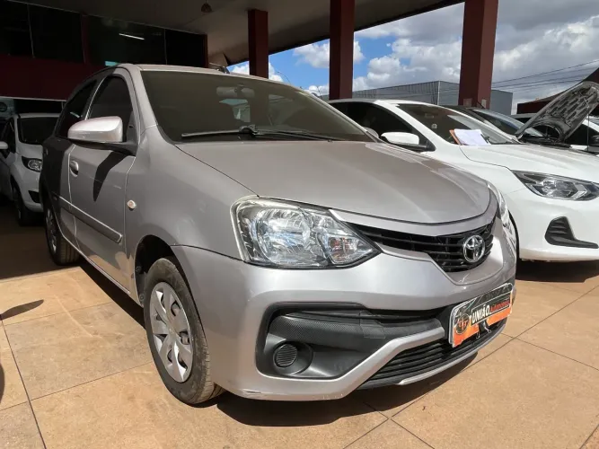 Toyota Etios X 1.3 Flex 16V 5P Mec. 2018