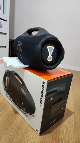 Caixa Jbl bombox 4 nova na caixa