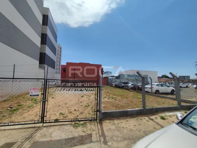 Terreno Comercial para Alugar no Centro de São Carlos - Oportunidade Imperdível!