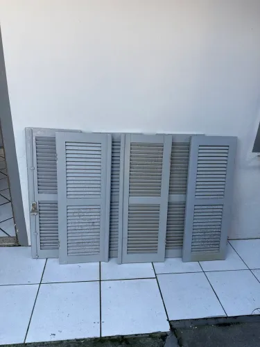 Folhas de janela veneziana