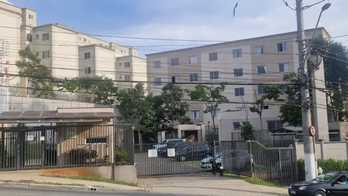 Apartamento no Condomínio Vila Suiça - Parque Pan Americano