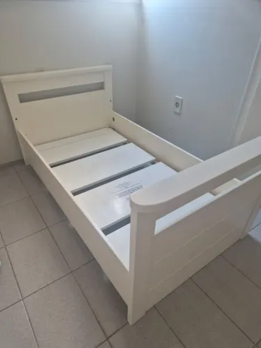 Cama infantil modelo Quater branca (134 cm x 80 cm) - Acompanha colchão