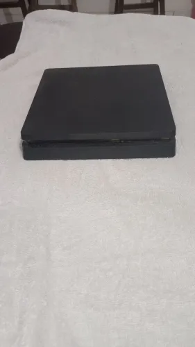 PS4 usado em ótimas condições. Barato