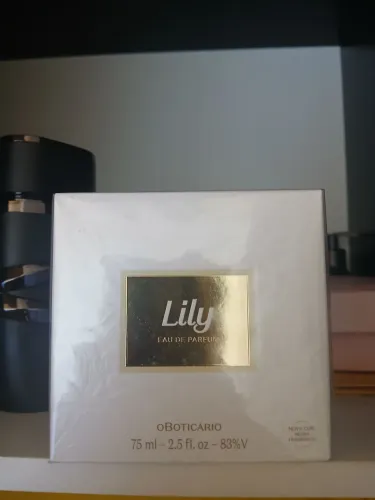 Perfume lily oboticario