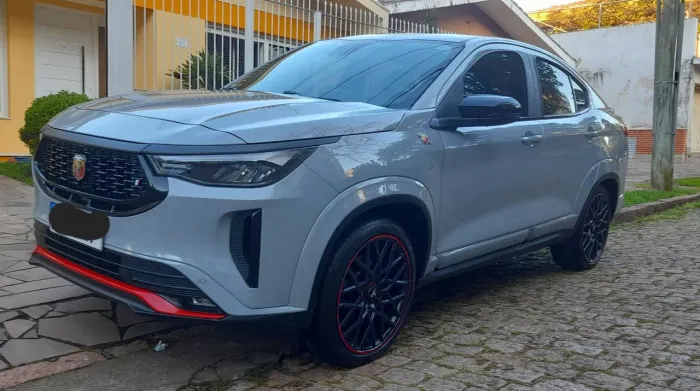 Fiat Fastback Abarth Turbo Flex 1.3 Aut. 2025
