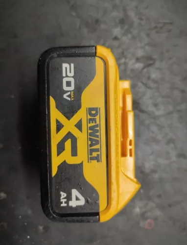 Bateria Dewalt 4h 20v