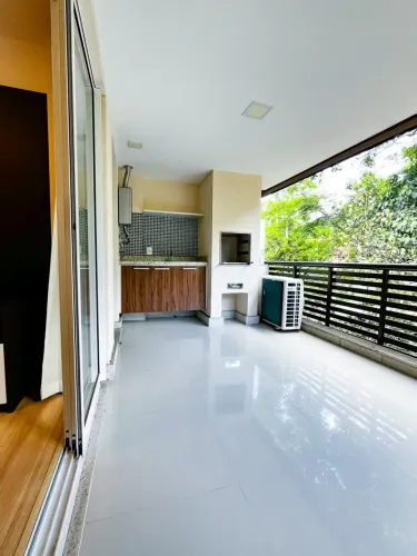 Apartamento em condomínio de alto padrão