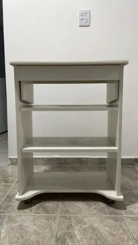 Vendo mesinha de apoio