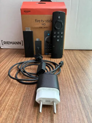 Amazon Fire TV Stick HD 8GB Wi-Fi 5 + Alexa - Completo