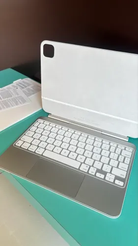Capa Original Apple iPad Pro 11 (m4) 