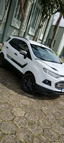 Ford Ecosport Freestyle 1.6 16V Flex 5P 2014