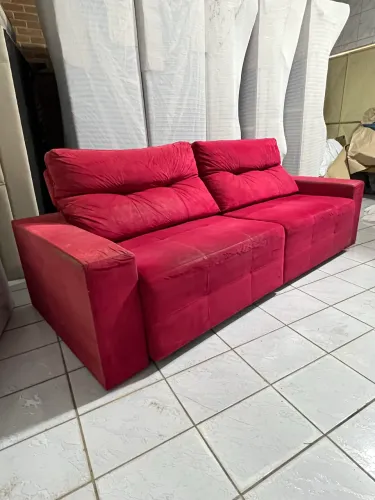 Sofá Retrátil e Reclinável 2,20m tecido suede vermelho
