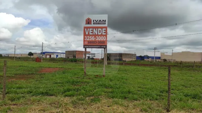 Terreno à venda no Bairro Novo Mundo
