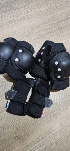 Kit NOVO de Proteção: patins, patinete, skate - FIT500 Oxelo Preto