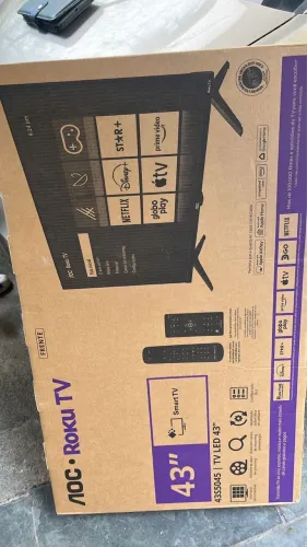 Vendo TV 43? AOC , caixa lacrada nova 