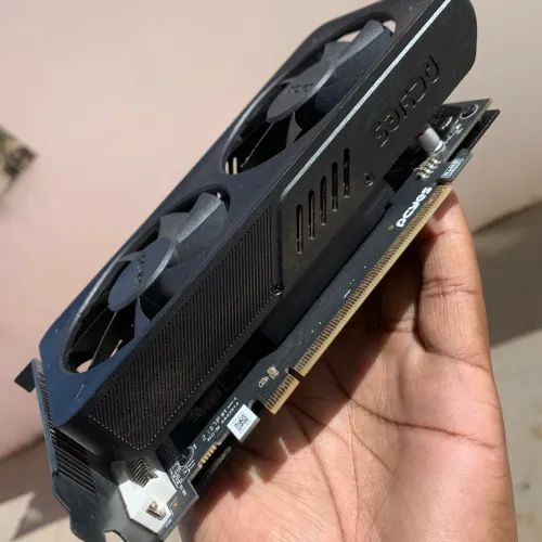 Vendo RX550 4GB Pcyes