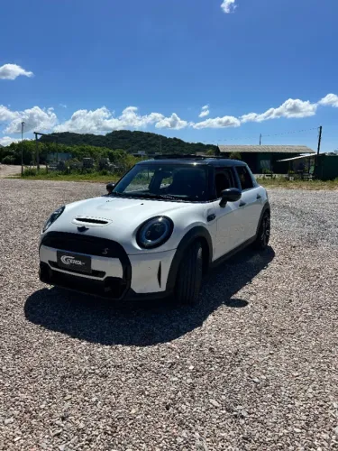Mini Cooper S 2.0 Turbo 16V 5P Aut. 2024