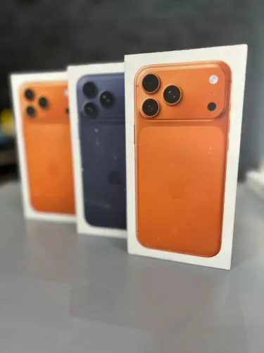 iPhone 17 pro Max lacrado