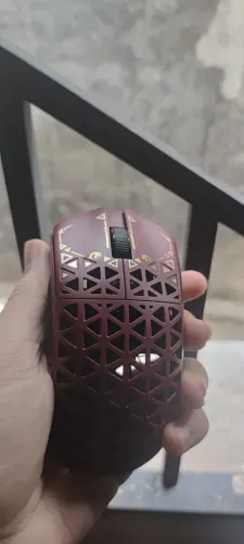 Mouse Mambasnake m5 ultra fibra de carbono