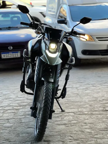 Lander 250cc ano 2025 9 mil km