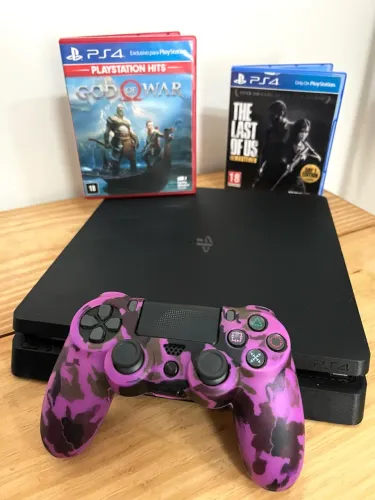 PS4 SLIM 1TB + Jogos