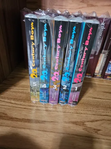 Mangá 20th century boys