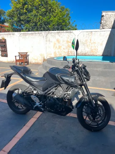 MT03 com menos de 10 mil rodado