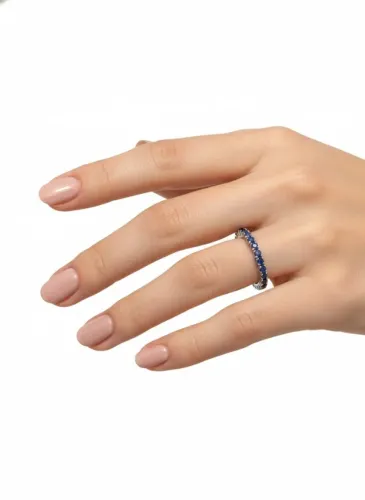 Aliança HStern ouro branco 18k com 29 safiras, tam. 17