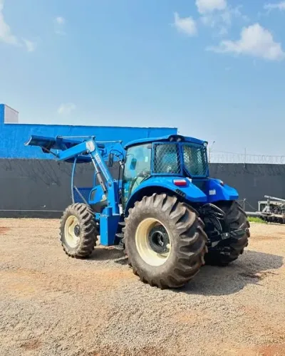 TRATOR AGRÍCOLA NEW HOLLAND ANO 2022