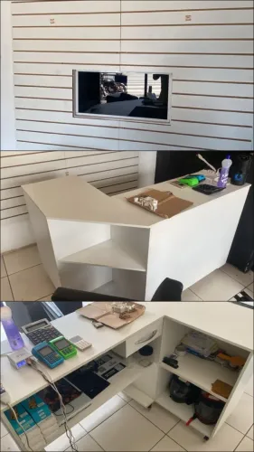 Vendo móveis p/ loja 