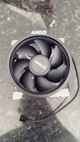 Cooler AMD