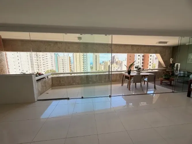 Apto 4 Suítes a venda com 400 m²
