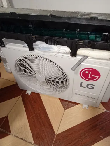Vendo um ar condicionado Dual inverter 18 mil BTUs