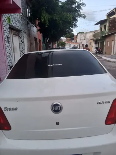 Fiat Siena HLX 1.8 MPI Flex 8V 4P 2007