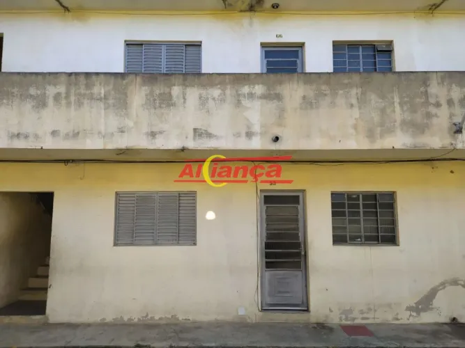 Casa com 2 quartos para alugar, 77,75 m² - Jd Diogo - Guarulhos/SP, R$ 1.400,00