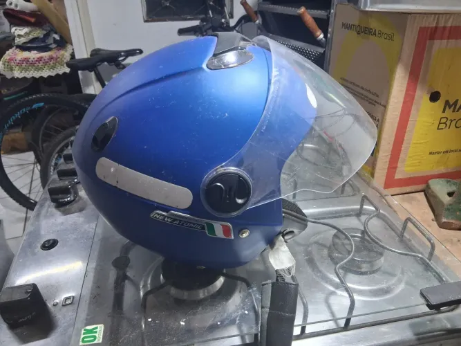 Capacete tamanho 60