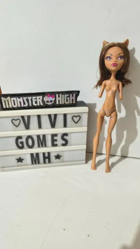 Monster High Clawdeen festival música SUCATA