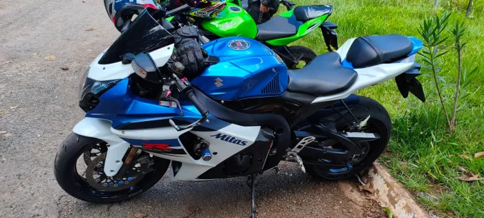 Suzuki Srad 1000 2012