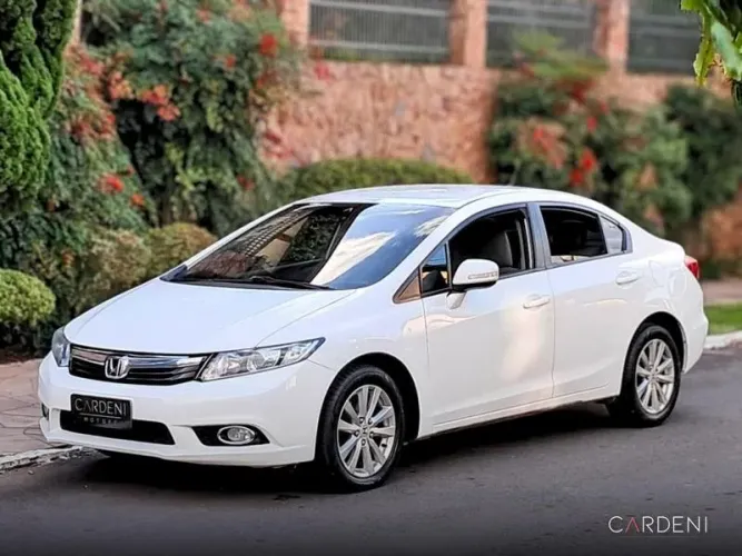 Honda Civic Sedan LXR 2.0 Flexone 16V Aut. 4P 2014